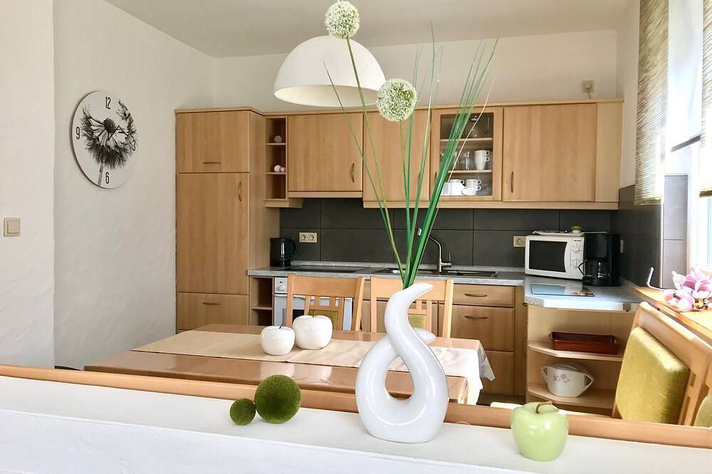 Ganze Wohnung, Fewo 3 An der Rodach - neue Wohnung mit viel Naturmaterialien im Frankenwald in Steinwiesen, Frankenwald