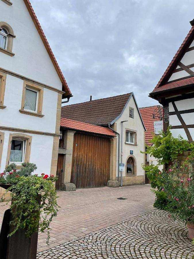 Ganze Wohnung, Weingut und Destillerie Bernd Klein in Pleisweiler-Oberhofen, Südliche Weinstraße