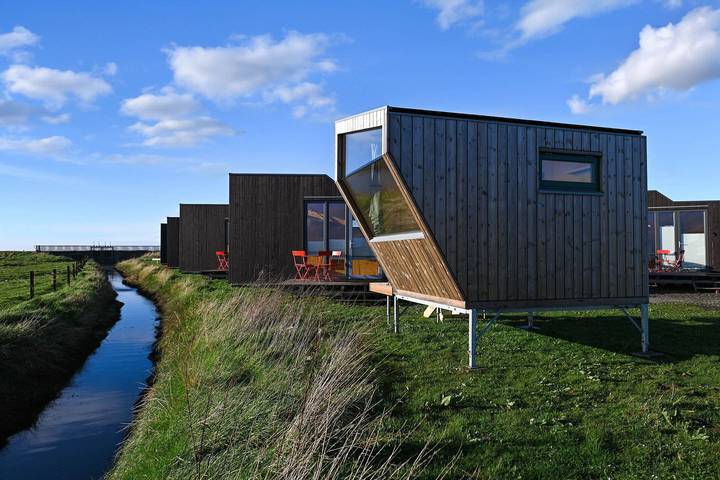 Ferienhaus für 2 Personen, mit Terrasse und Garten sowie Ausblick in Wittmund