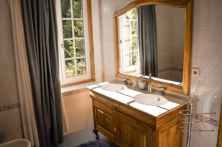 Gîte pour 6 personnes, avec piscine et jardin dans Pedraça - 4