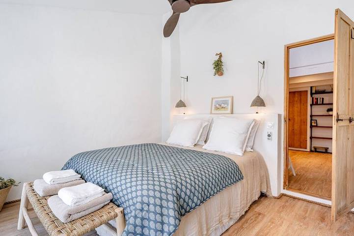 Charming village house on the Mont Ventoux in Bédoin, Parc naturel régional du Mont-Ventoux