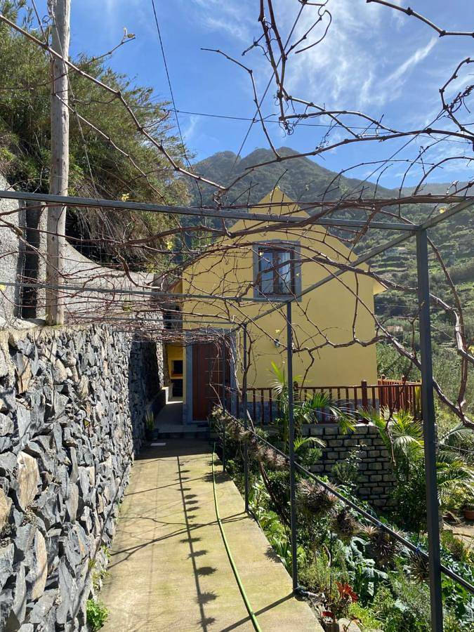 Location de vacances pour 4 personnes, avec vue et balcon à Porto da Cruz - 3