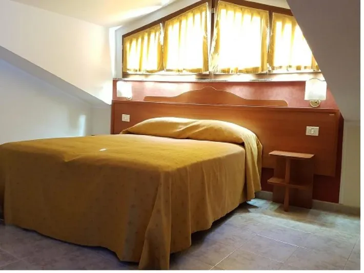 Hotel per 5 persone, con giardino e balcone - 1