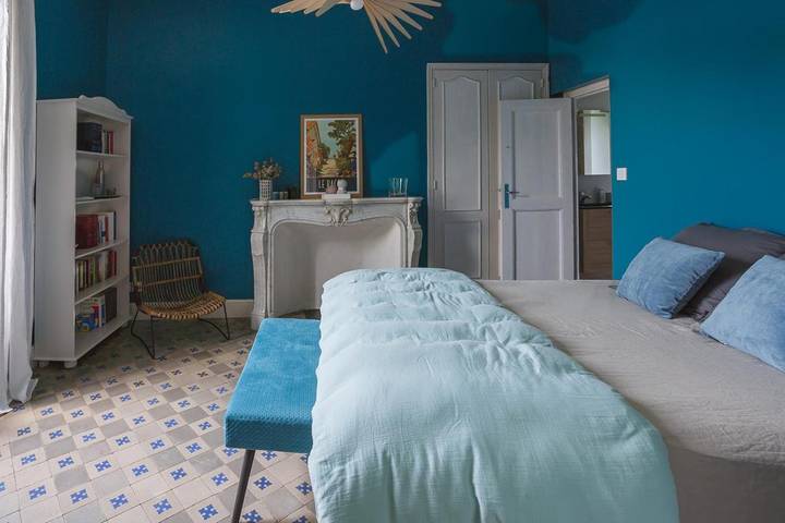 Location de vacances pour 2 personnes, avec piscine ainsi que vue et jardin à Canet - 3