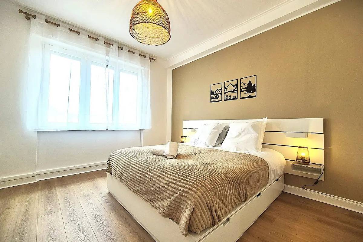 Appartement entier, Appartements pour 8 Personnes in Thionville, Moselle