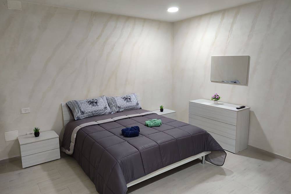 Apartamento entero, No. 13 in Foggia, Provincia de Foggia