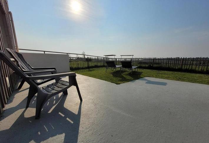 Location de vacances pour 4 personnes, avec terrasse ainsi que vue et jardin à Plougoulm - 3