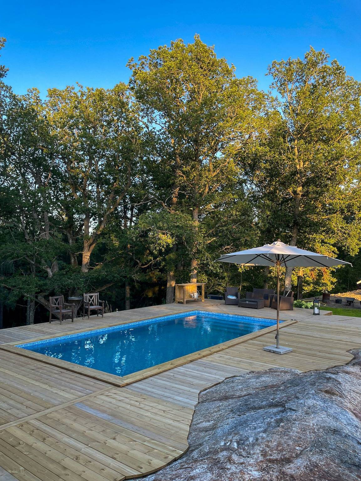 1800er-Haus mit Pool in der Nähe eines Sees bei Stensättra in Huddinge, Schwedische Ostsee