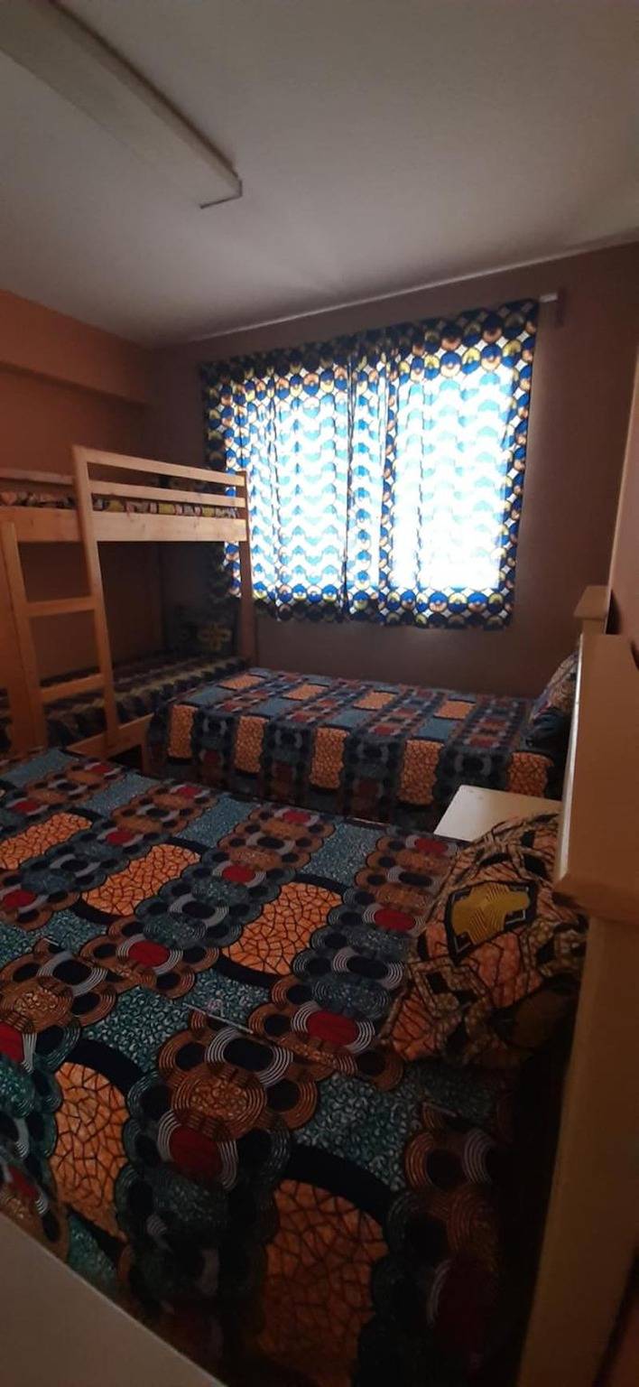Kamer voor 4 personen met terras in Maio