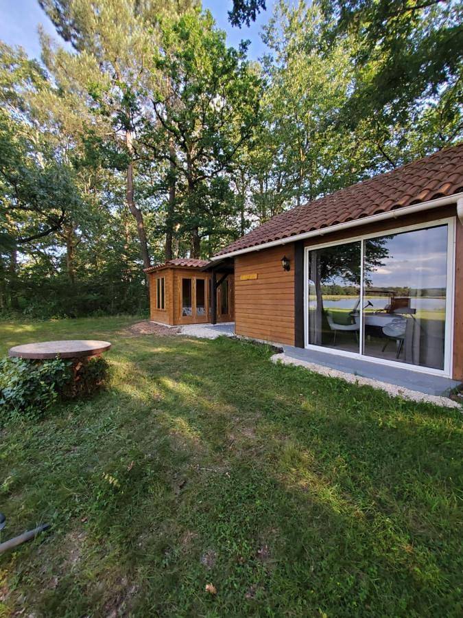 Maison de campagne pour 2 personnes, avec jardin et piscine ainsi que jacuzzi et terrasse