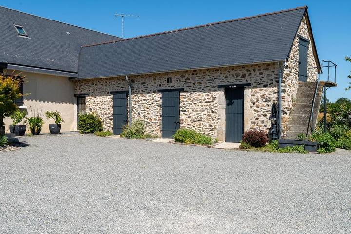 Gîte pour 4 personnes, avec vue et jardin à Torcé-Viviers-en-Charnie