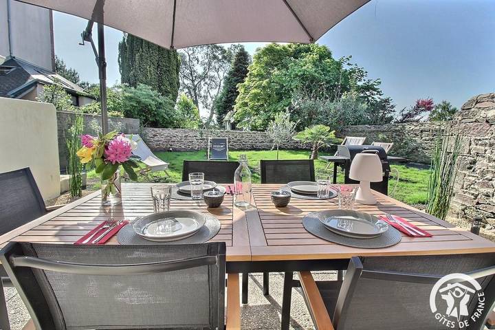 Gîte pour 4 personnes, avec terrasse et jardin à Ploubazlanec - 3