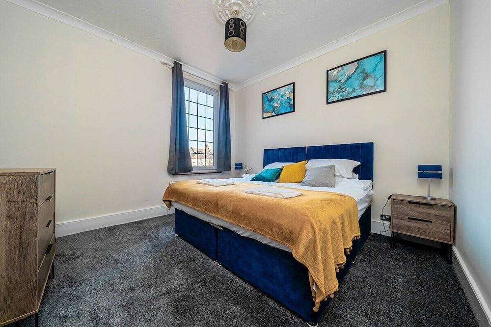 Ganze Wohnung, 1 Bed Flat Wanstead E11 2Pf | Save 10% Longstay | Contractors | Wi-Fi | Sleeps4 | Parking in Waltham Forest, London