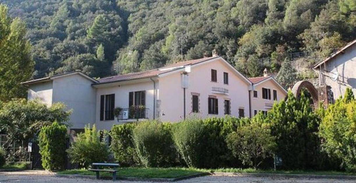 Deluxe Double Room with Balcony in Terni, Valnerina