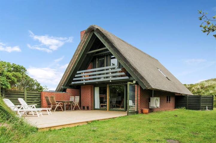 Awesome home in Vejers Strand w/ Sauna, WiFi and 3 Bedrooms in Vejers Strand, Varde