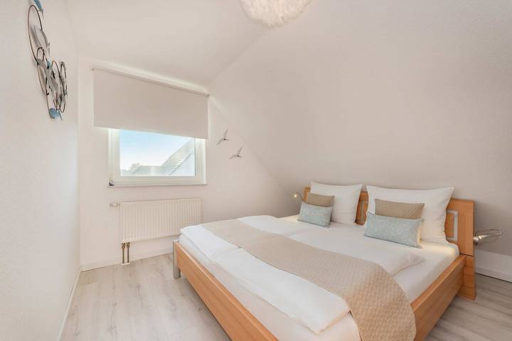 Ganze Wohnung, Komfortable Ferienunterkunft Thusnelda mit Balkon und Wlan in Koserow in Koserow, Bernsteinbäder