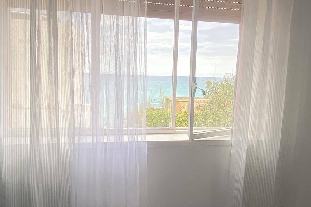 Semi-detached villa 10 mt from the sea of Noto Marina, sleeps 6, yes animals in Spiaggia di Eloro, Lido di Noto