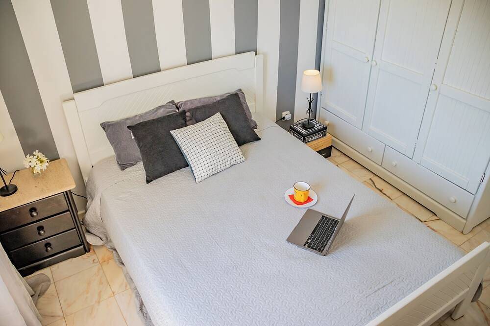 Ganze Wohnung, Casa de Praia com Piscina in Armação de Pêra (costa), Faro Distrikt