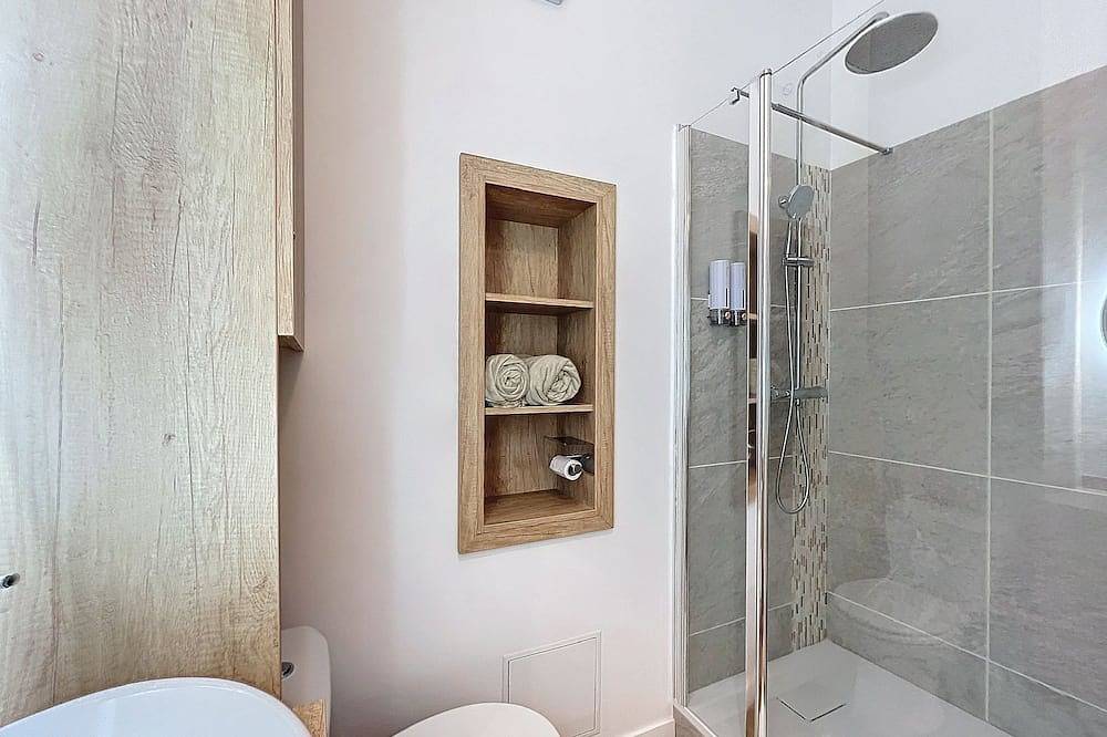 Appartement entier, Appartement Camilla cosy et chaleureux in Troyes, Aube