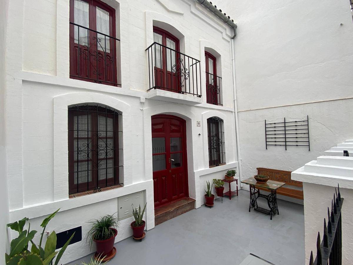 Three-Bedroom House in Genalguacil, Malaga Prowincja