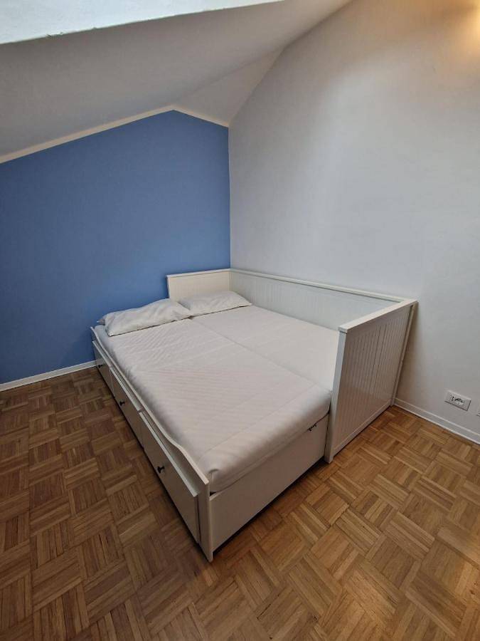 La mansarda di Giadi in Turin, Province de Turin