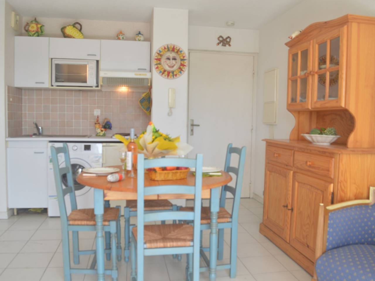 Appartement entier, Appartement à Fréjus avec terrasse et ménage inclus in Fréjus Plage, Fréjus