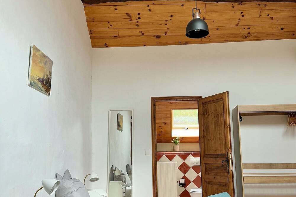 Villa de Bien-être Unique avec Sauna et Piscine in Meilhan, Gers
