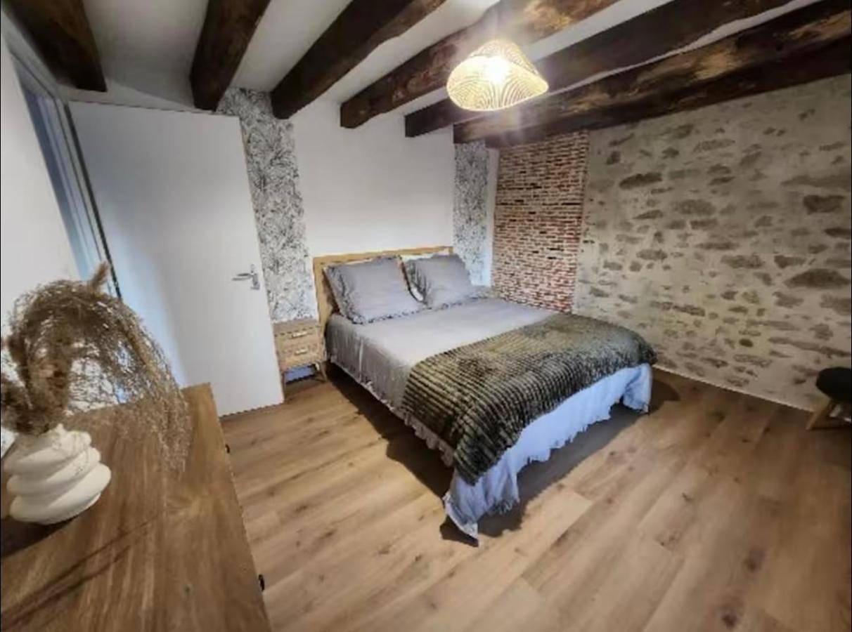 Holiday Home in Bonnac-la-Côte, Région de Limoges