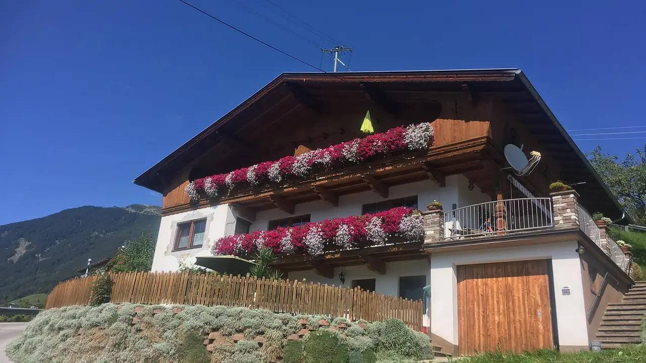 Ganze Ferienwohnung, Ferienwohnung für 6 Personen (80 m²) in Stummerberg in Stummerberg, Ski-Optimal Hochzillertal
