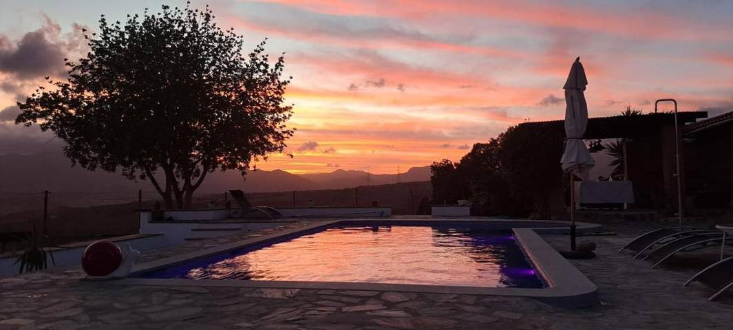 Chambre d’hôte pour 2 personnes, avec jardin ainsi que piscine et vue, animaux acceptés à Álora - 3
