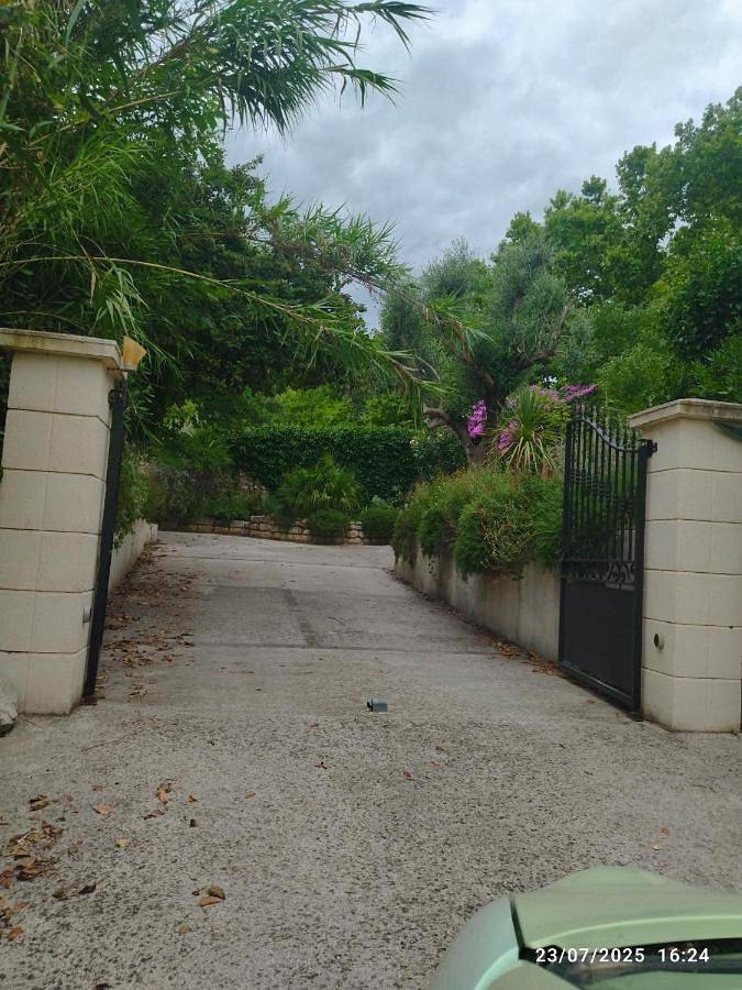 Location de vacances pour 6 personnes, avec vue et jardin, animaux acceptés à Castries - 3