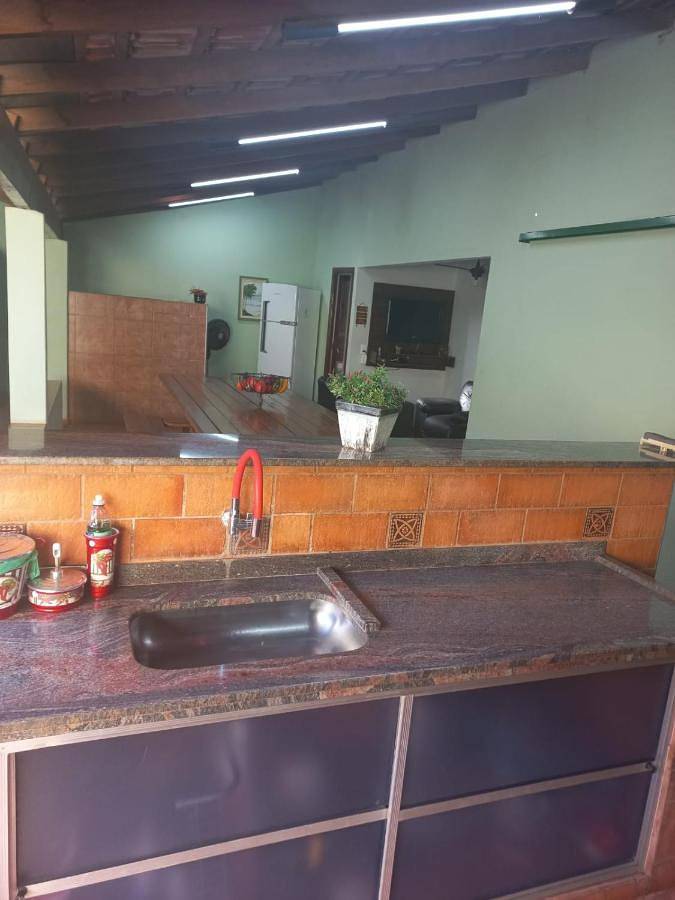 Casas e apartamentos de temporada para 9 pessoas, com jardim em Barretos