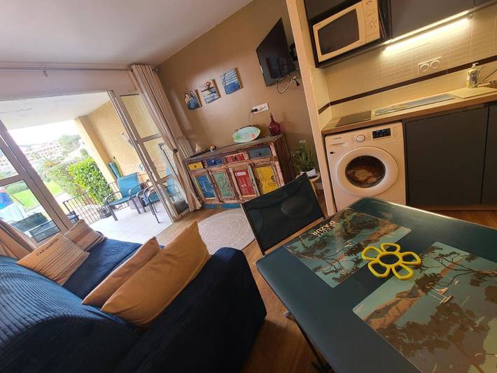 Gîte pour 4 personnes, avec vue ainsi que jardin et piscine, animaux acceptés dans Gare Du Dramont - 4