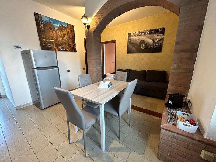 Gîte pour 4 personnes, avec Balcon à Magenta