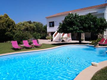 Chambre d’hôte pour 4 personnes, avec piscine et jardin à Six-Fours-les-Plages
