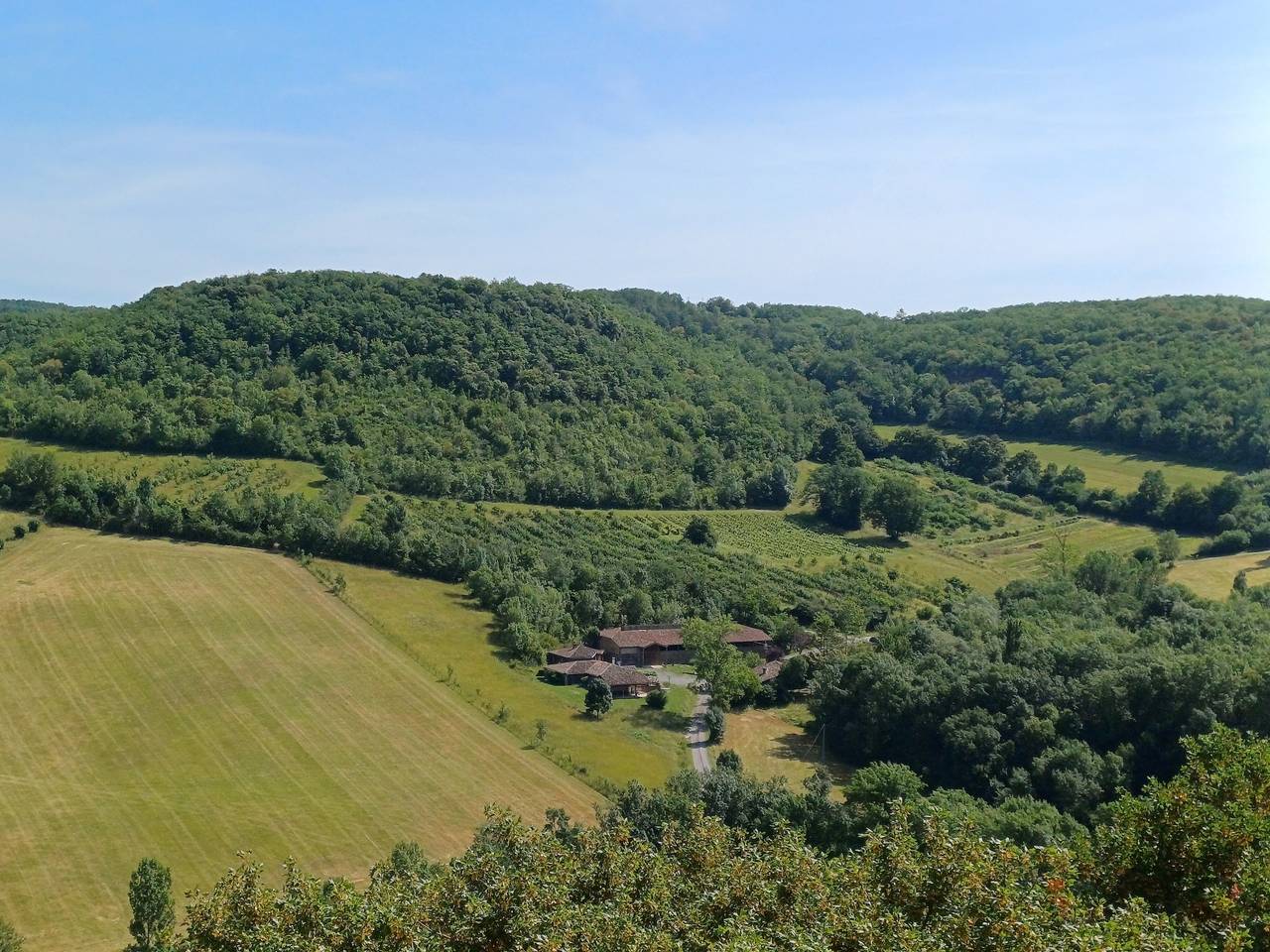Studio entier, Studio rural au pied de Puycelsi in Puycelsi, Région d'Albi