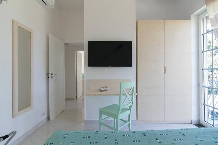 Ganze Wohnung, Aquamarine Relaxing Capri Suites Jsuite Smeralda in Spiaggia Libera di Marina Grande, Capri