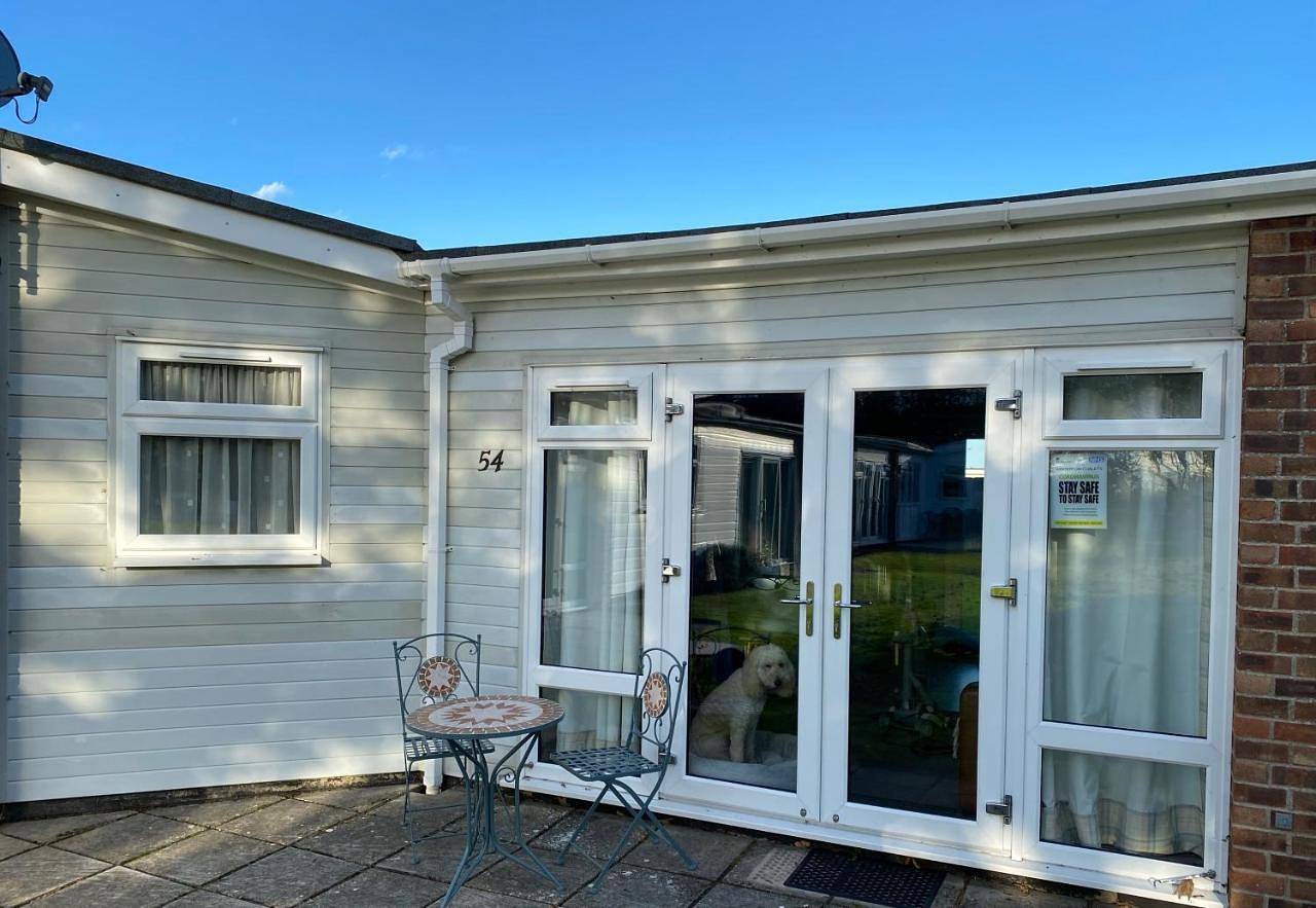 Two-Bedroom Chalet in Great Yarmouth, The Broads
