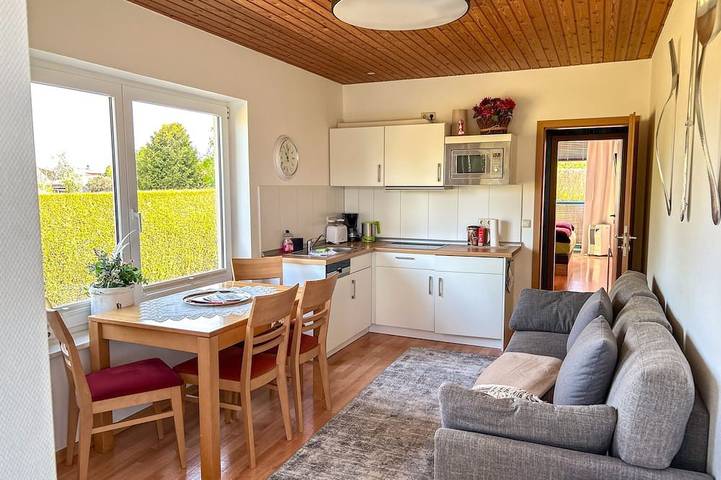 Ferienwohnung für 4 Personen, mit Terrasse und Garten in Klockenhagen