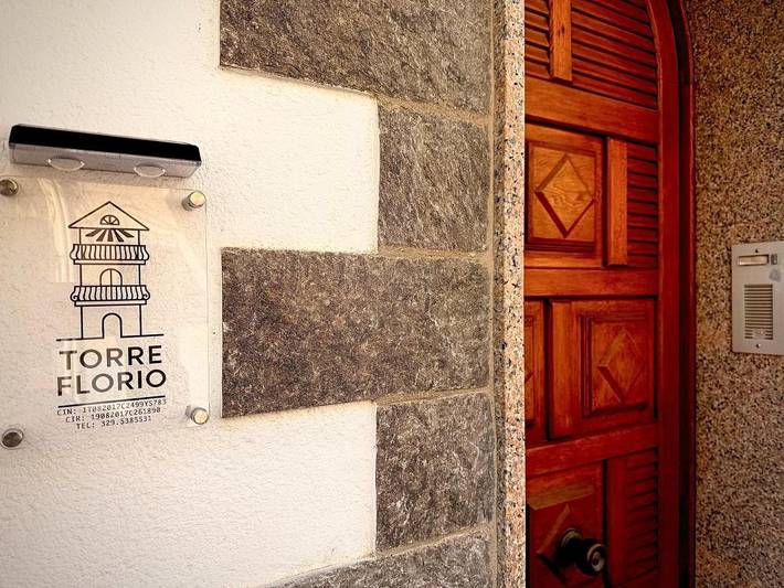 Maison d’hôte pour 5 personnes, avec vue ainsi que piscine et terrasse, animaux acceptés à Campofelice di Roccella - 2