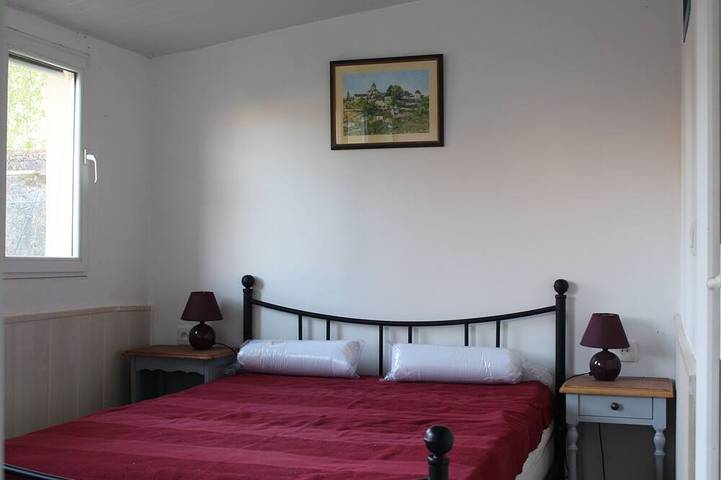 Gîte pour 3 personnes, avec jardin et piscine à Meursac - 2