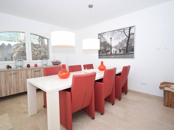 Chalet para 8 personas, con balcón además de jardín y piscina, Familias con niños en Provincia de Gerona - 4