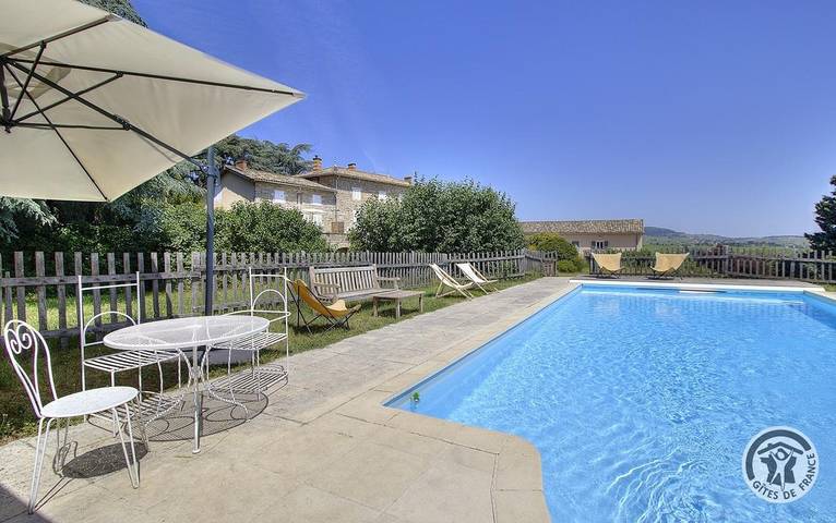 Gîte pour 8 personnes, avec piscine et jardin à Villié-Morgon - 2