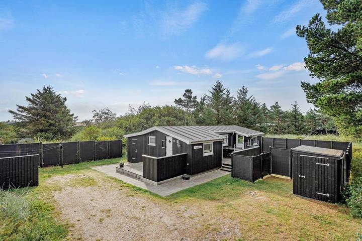Villa for 4 personer, med Balkon/Terrasse i Lakolk