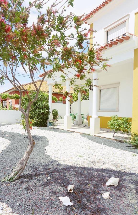 Martin's Villa in Atouguia da Baleia, Leiria District