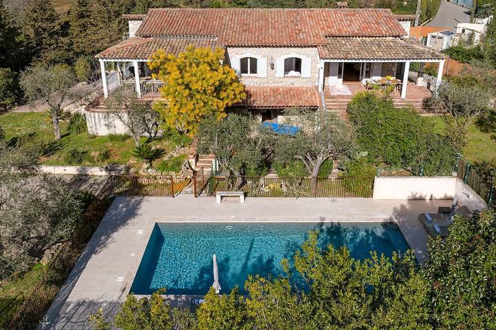 Villa pour 16 personnes, avec piscine et jardin à Le Cannet