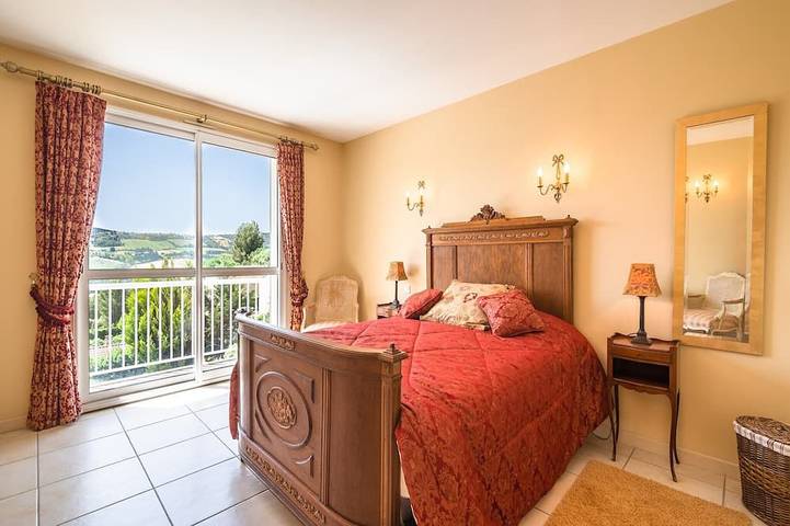 Location de vacances pour 6 personnes, avec piscine ainsi que jardin et balcon à Limoux - 3