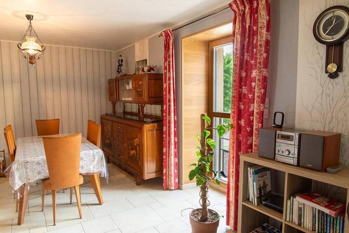 Location de vacances pour 6 personnes, avec terrasse, animaux acceptés à Saint-Étienne-du-Valdonnez - 2