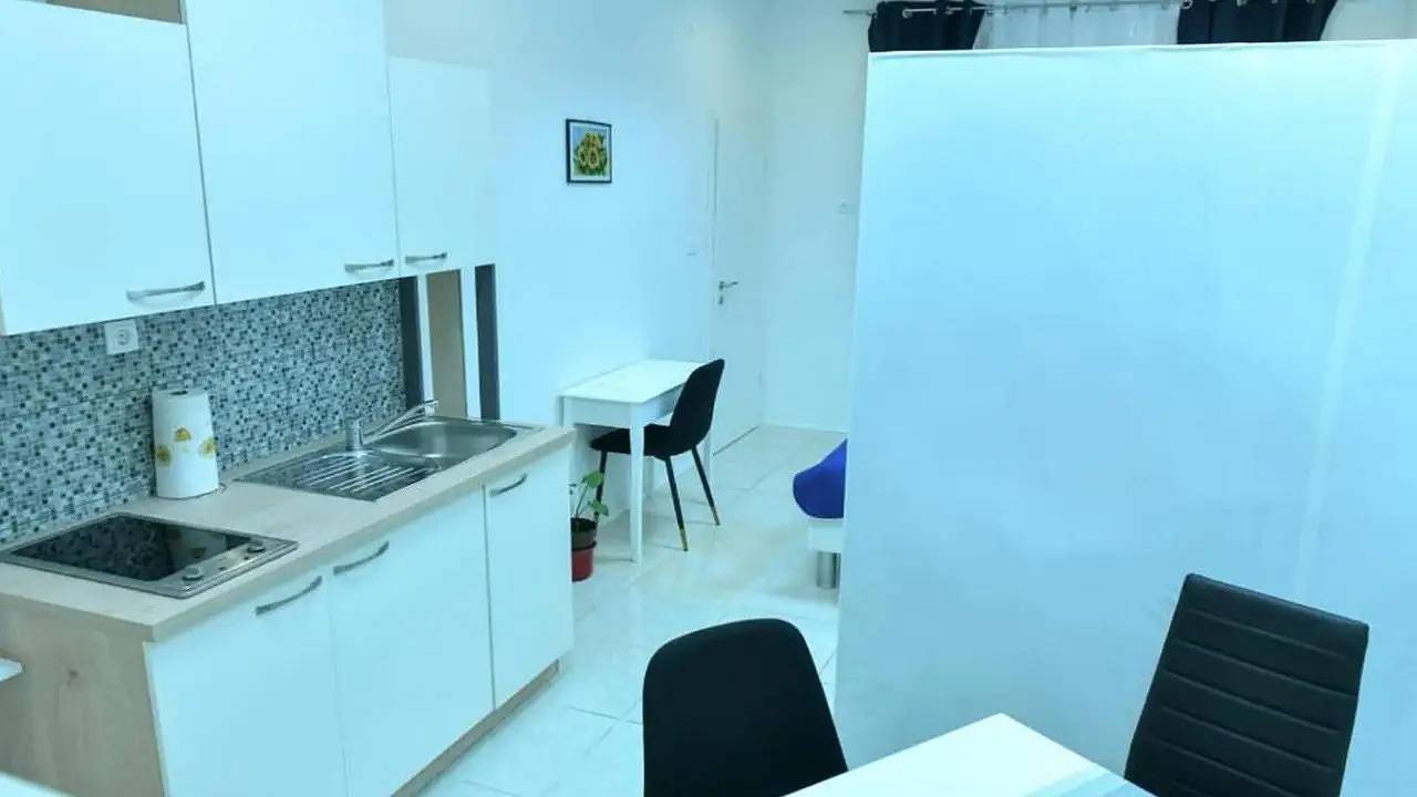 Ganze Ferienwohnung, Ferienwohnung für 2 Personen (25 m²) in Sinj in Sinj, Dalmatinisches Zagora
