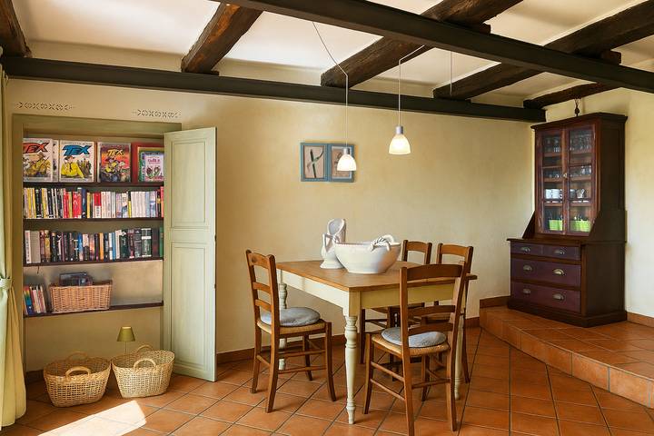 Holiday home for 5 people with terrace in Podenzana, Val di Magra